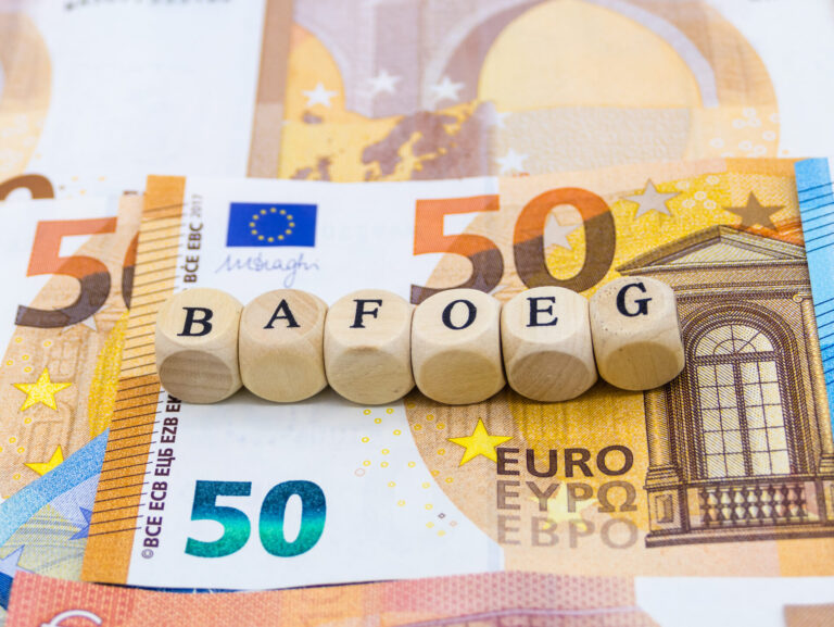 Finanzielle Unterstützungsmöglichkeiten für das Studium